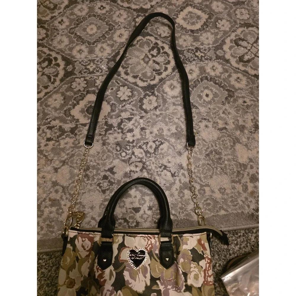 Betsey Johnson betsey johnson